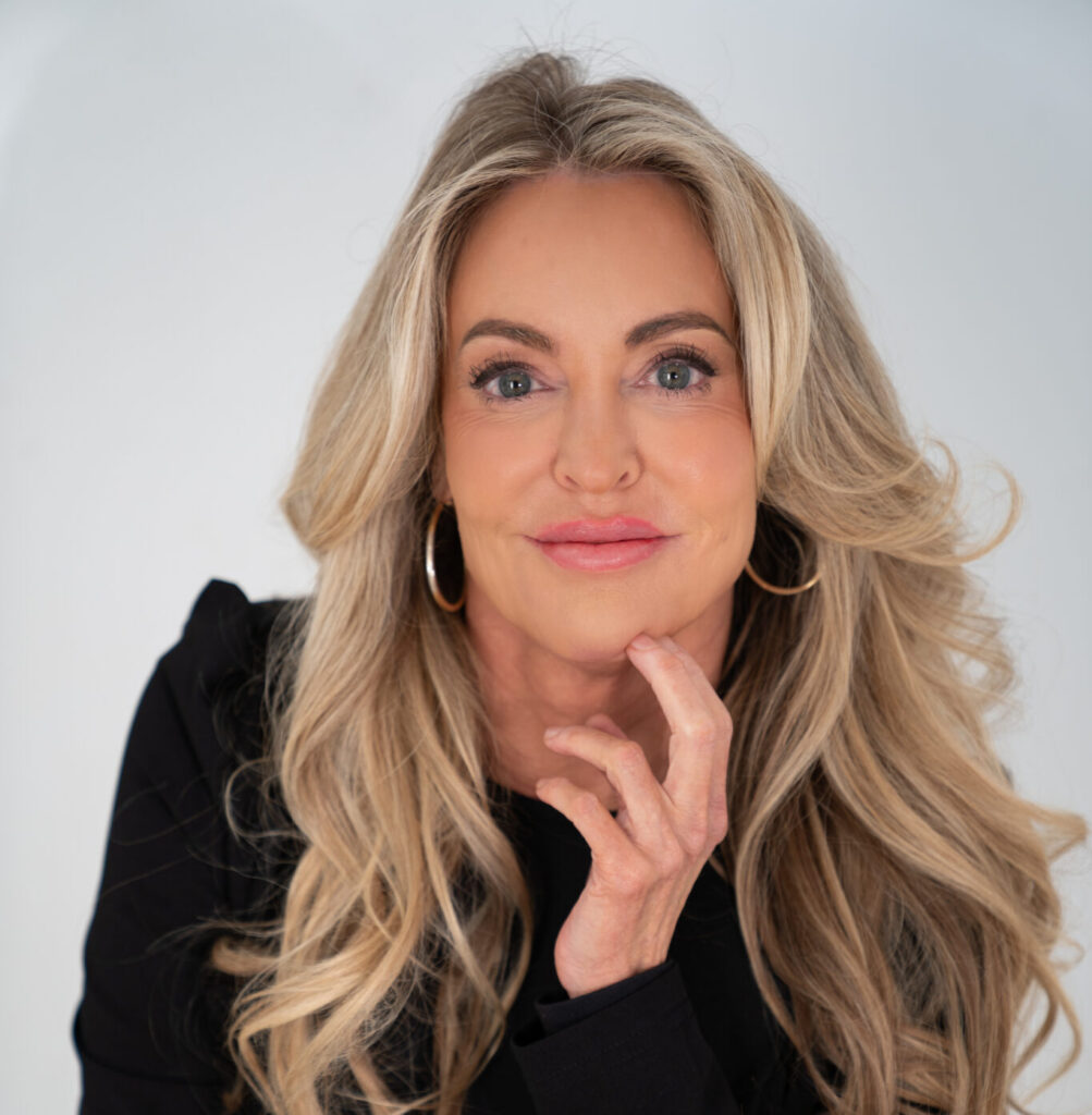 Sherri's headshot